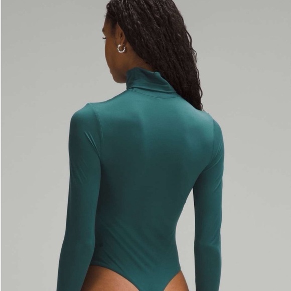 Lululemon Wundermost Ultra Soft Nulu Turtleneck Bodysuit Storm Teal XL NWT - Picture 4 of 14